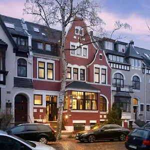 Monopol Boutique 2*, BRE Deutschland
